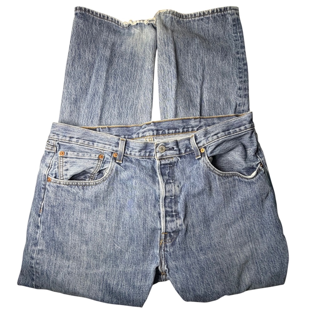 Levis 501 Original Fit Jeans Mens 38x32 Medium Wash Blue Denim Button Fly 00501